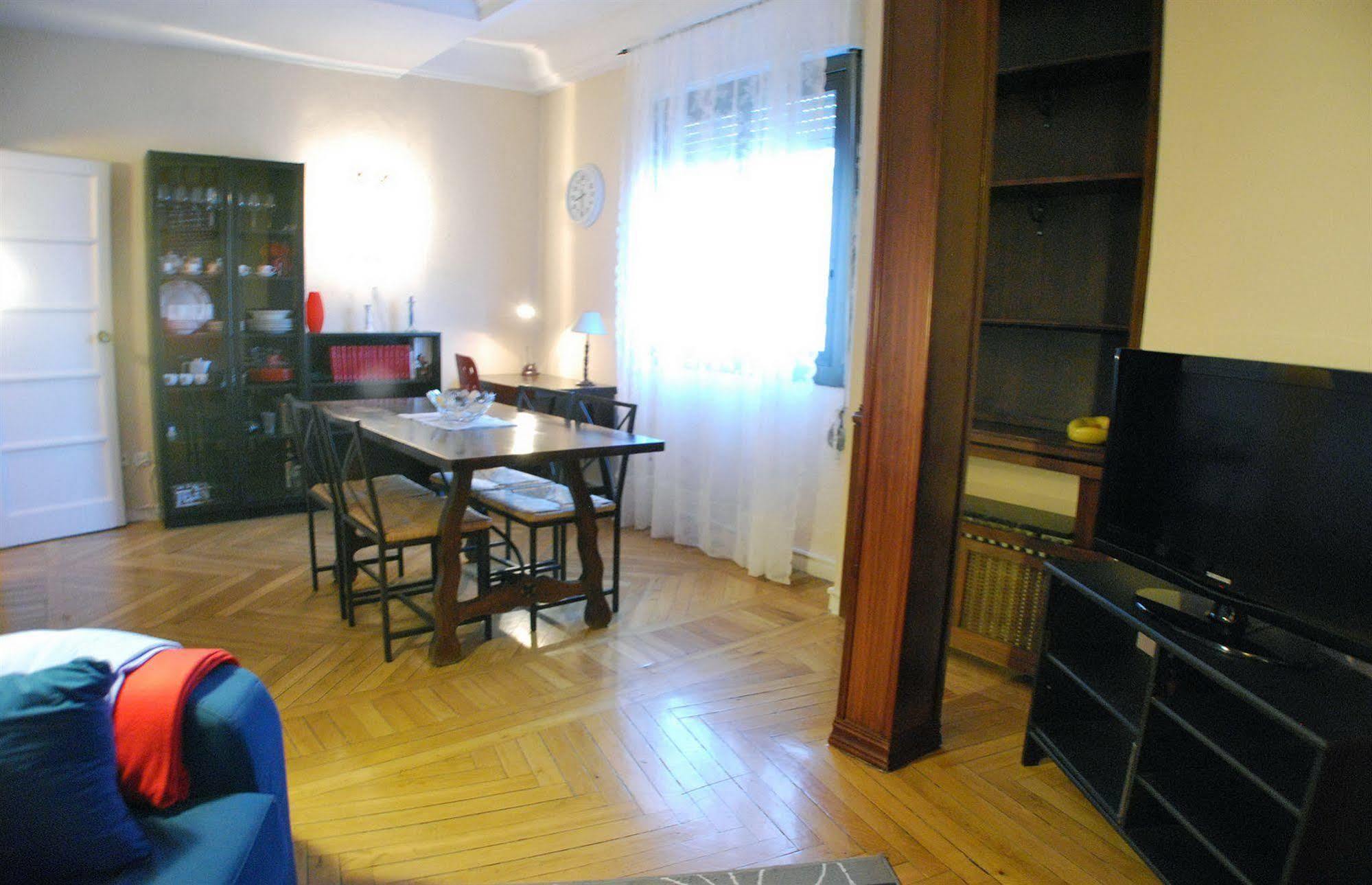 Apartamentos Aqui Me Quedo - Madrid — Fotos 3